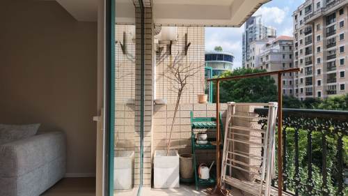 Housing image — Balcony