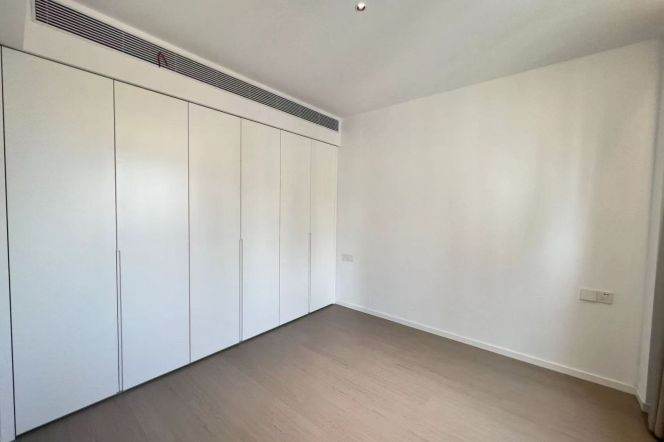 3BR Apartment near People's Square (L1/L2/L8)