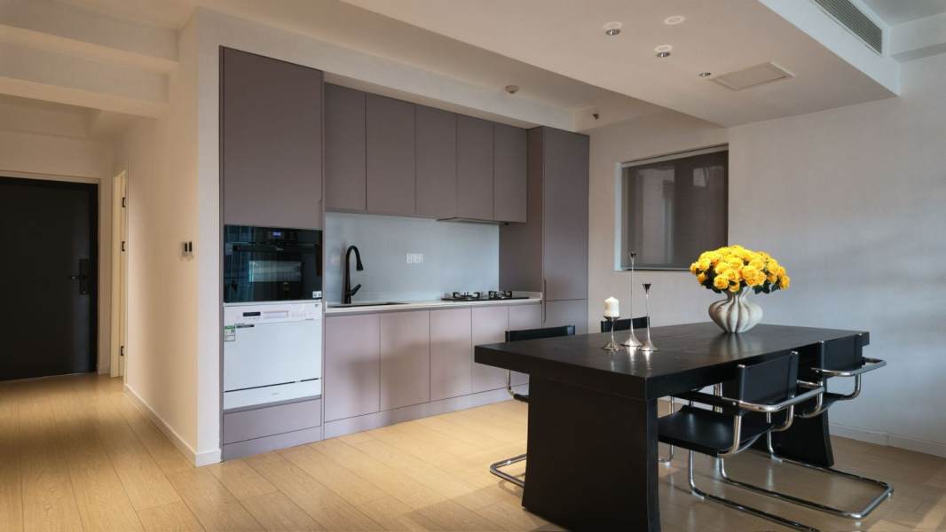 Housing image — Dining Area