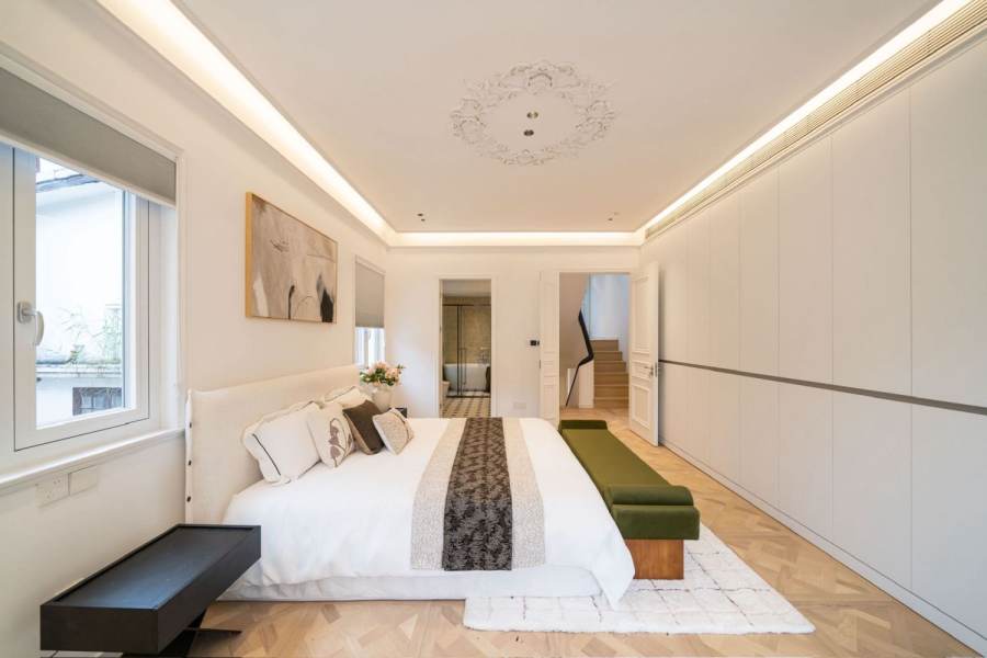 Housing image — Bedroom