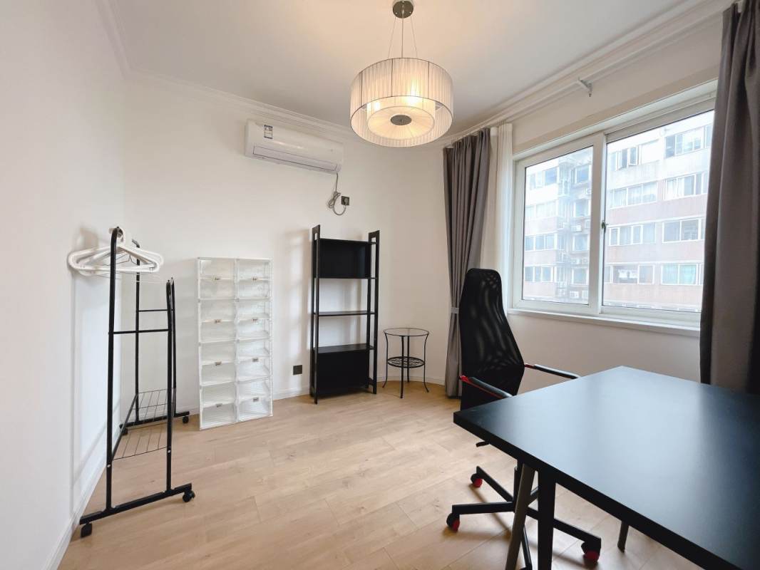 Housing image — Bedroom
