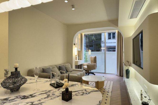 1BR Lane House in Jing'an with Private Garden