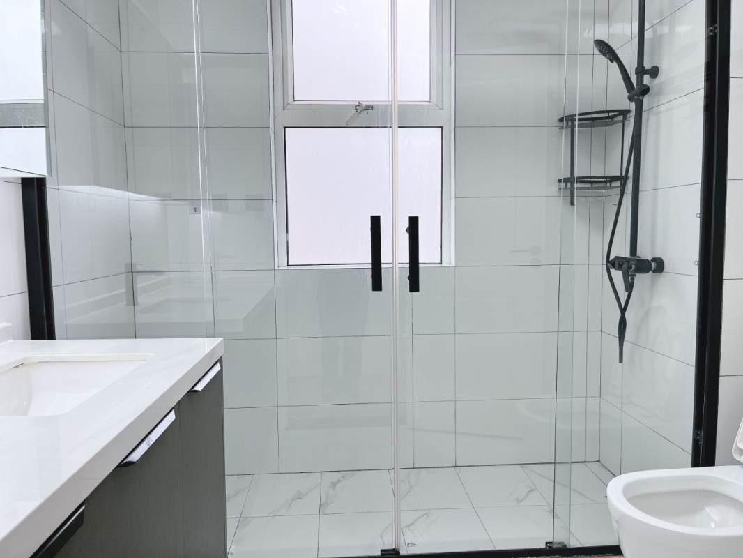 Housing image — Bathroom
