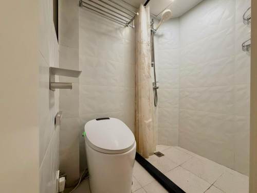 Housing image — Bathroom
