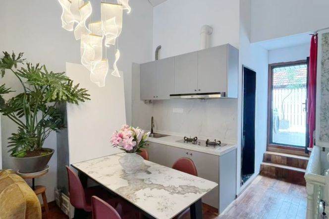 2BR Lane House in Old Xuhui with Terrace