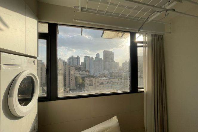 1BR Apartment in Gubei with Outstanding View (L3/L4)