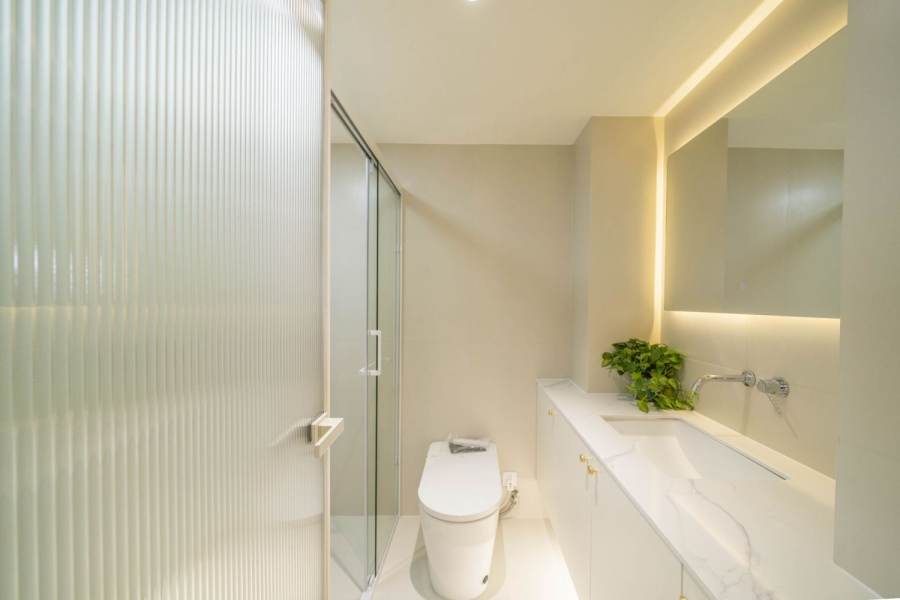 Housing image — Bathroom