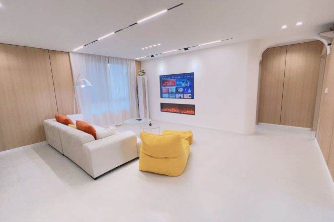 3BR Apartment near Century Avenue Metro (L2/L4/L6/L9)