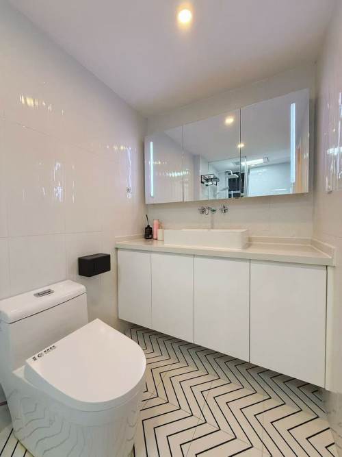Housing image — Bathroom