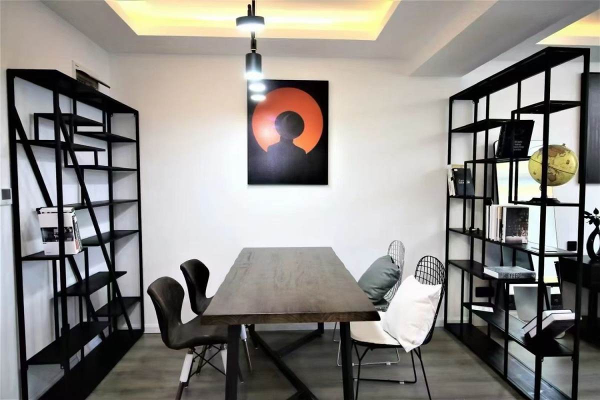 Housing image — Living Room