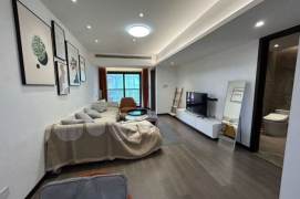 2BR Apartment near The Place (L2/L15)