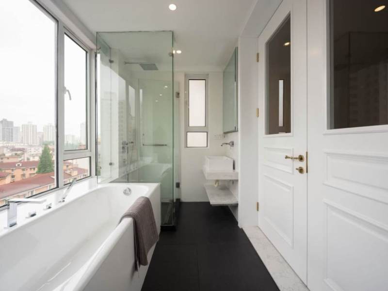 Housing image — Bathroom