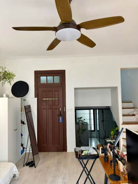 Housing image — Living Room