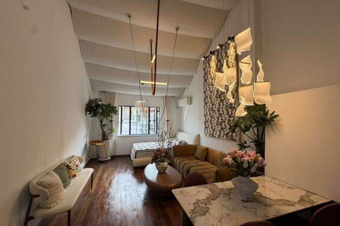 1BR Lane House near South Shaanxi Rd Metro with Terrace (L1/L10/L12/L13)