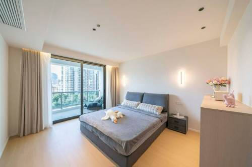 Housing image — Bedroom