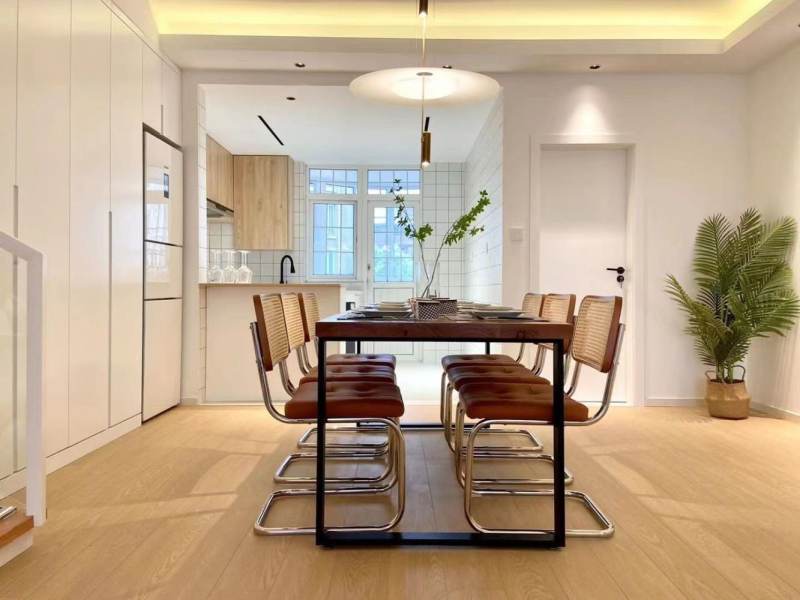 Housing image — Dining Area
