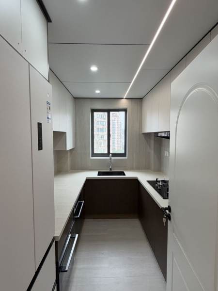 Housing image — Kitchen