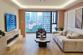 3BR Apartment at Brilliant City with Floor-to-Ceiling Windows (L3/L4)