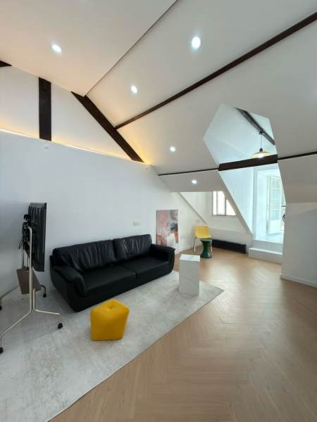 Housing image — Living Room