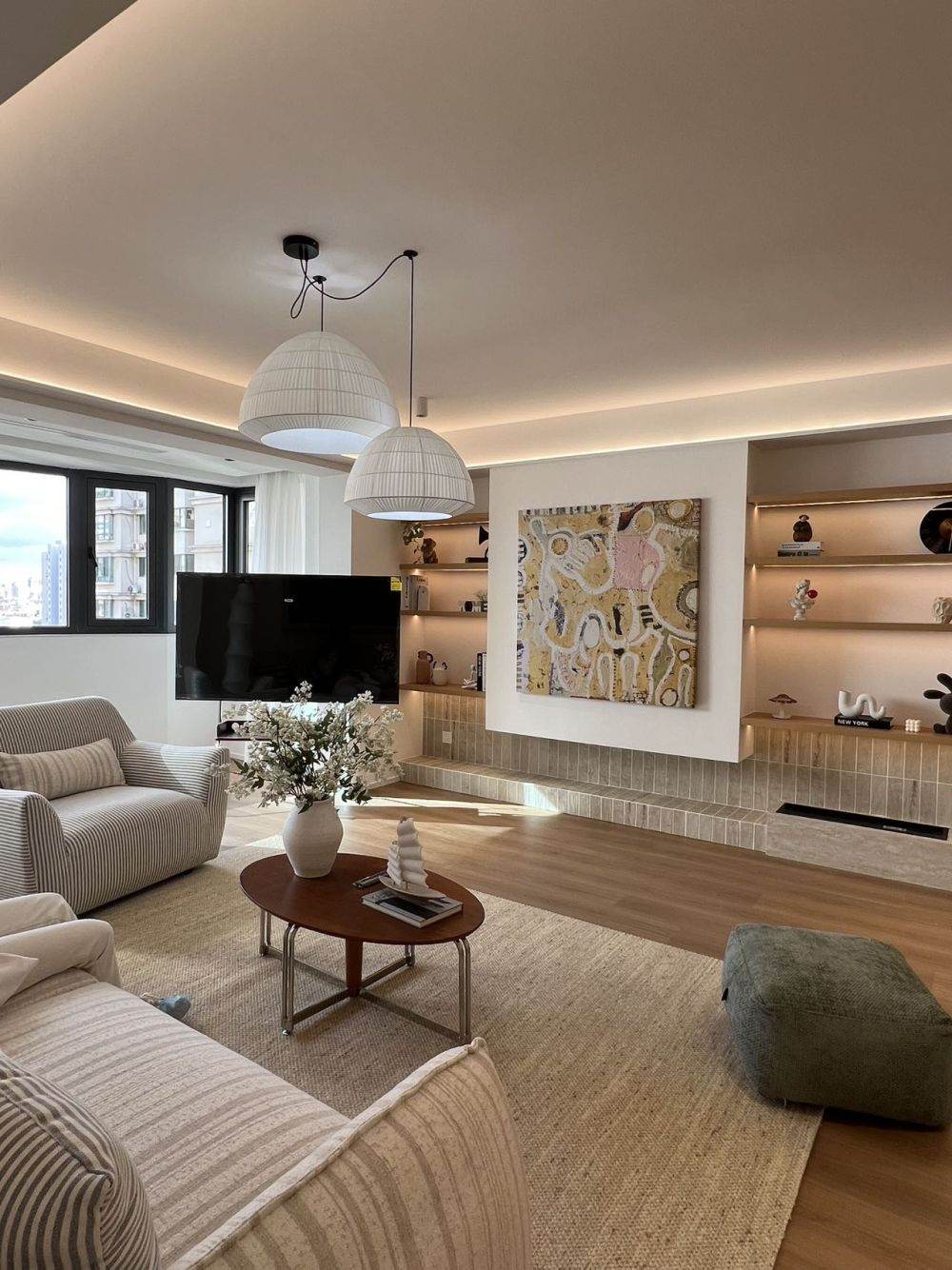 Housing image — Living Room