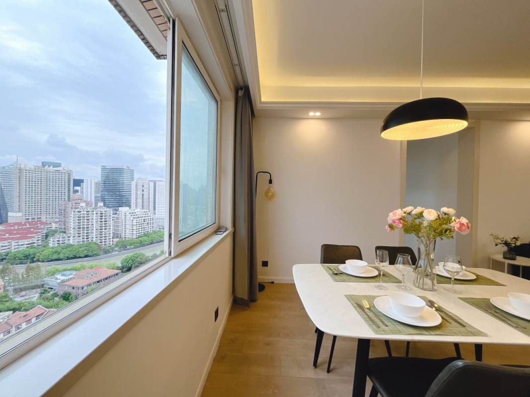 Housing image — Dining Area
