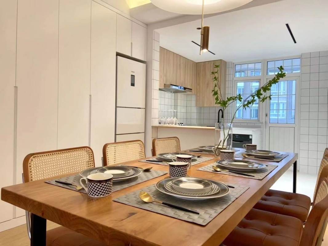 Housing image — Dining Area