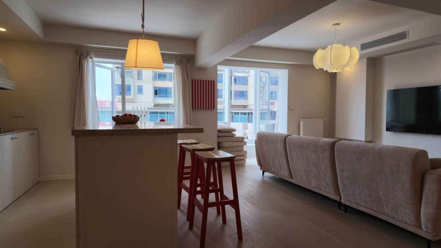 Housing image — Living Room