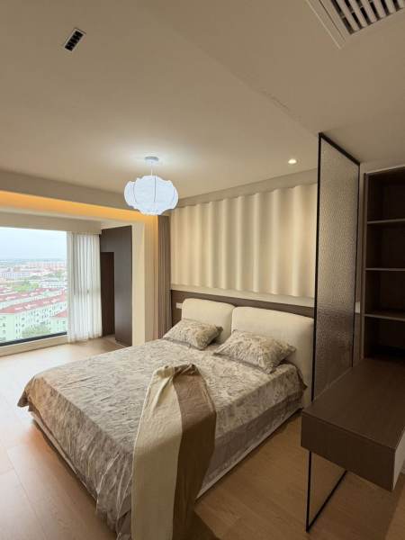 Housing image — Bedroom