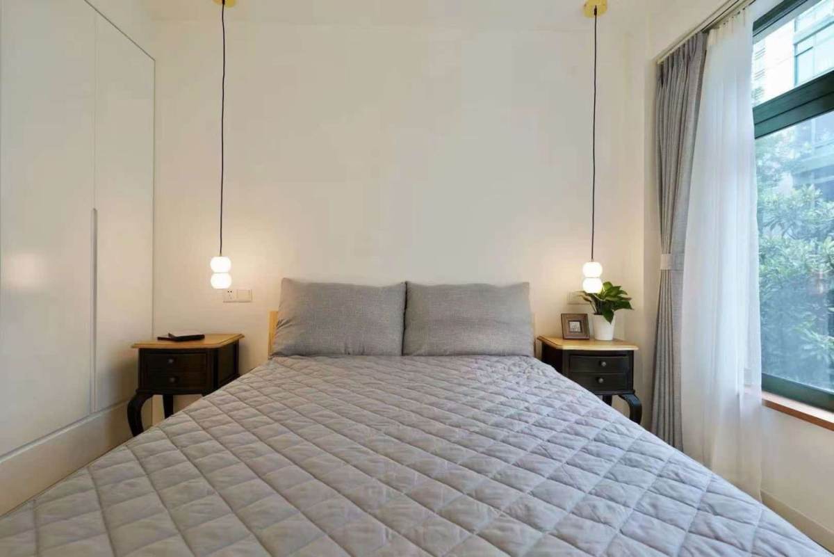 Housing image — Bedroom