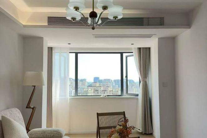 High-Floor 1BR Apartment in Old Xuhui (L9/L12)