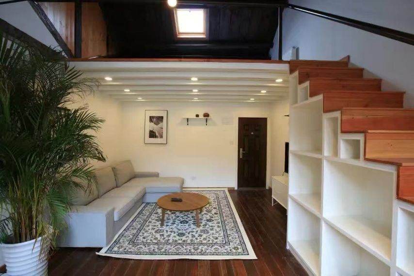Housing image — Living Room