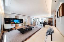 High-Floor Spacious 3BR Apartment in Jing'an (L2/L11)