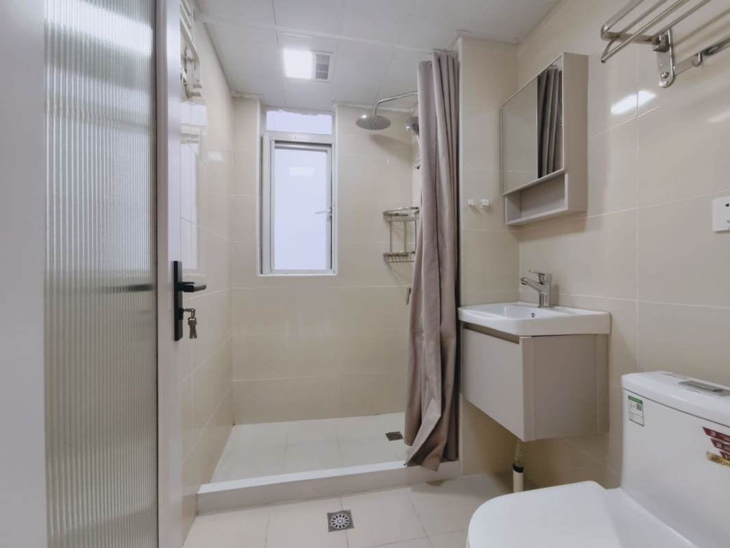 Housing image — Bathroom