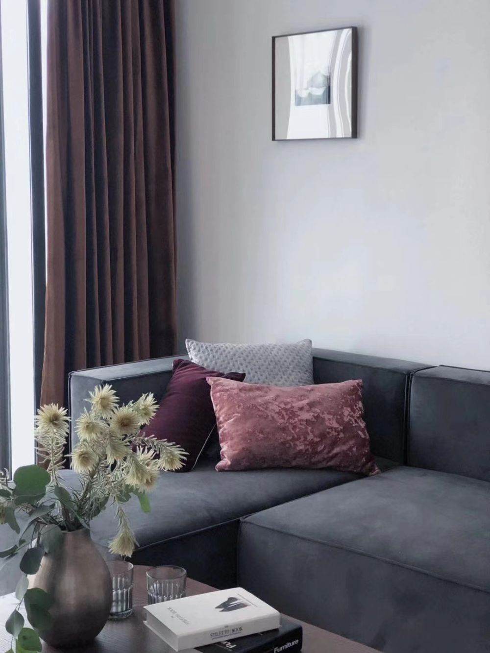 Housing image — Living Room