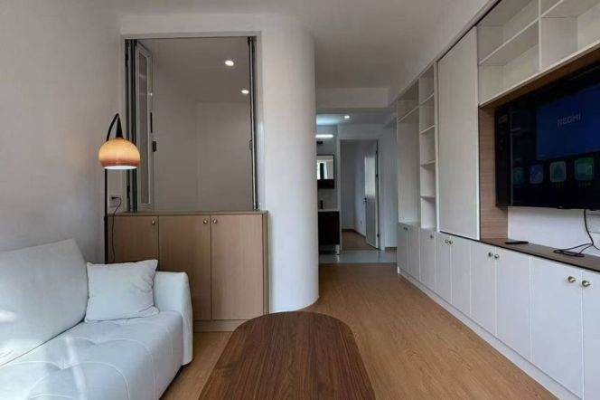 1BR Apartment in Old Xuhui