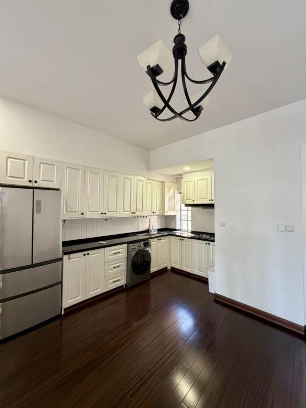 Housing image — Kitchen