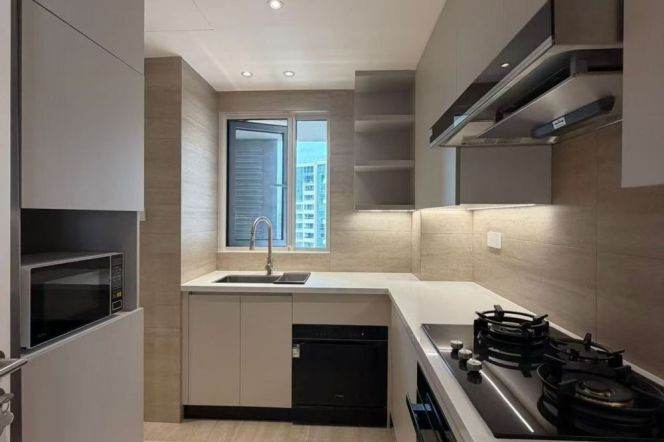 High-Floor 3BR Apartment at One Park Avenue