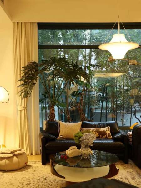 Housing image — Living Room