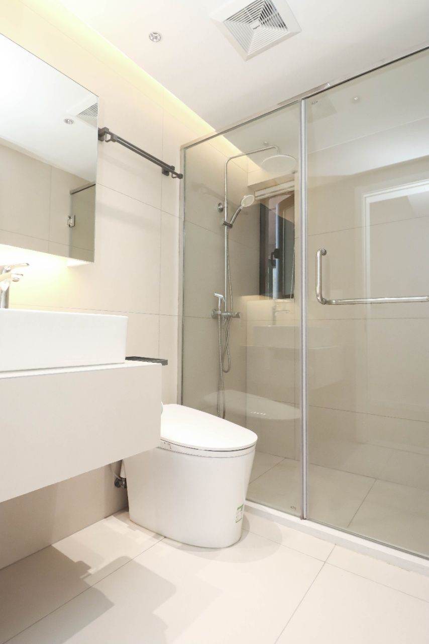 Housing image — Bathroom
