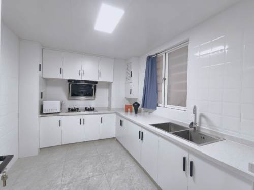 Housing image — Kitchen