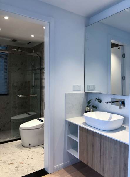 Housing image — Bathroom