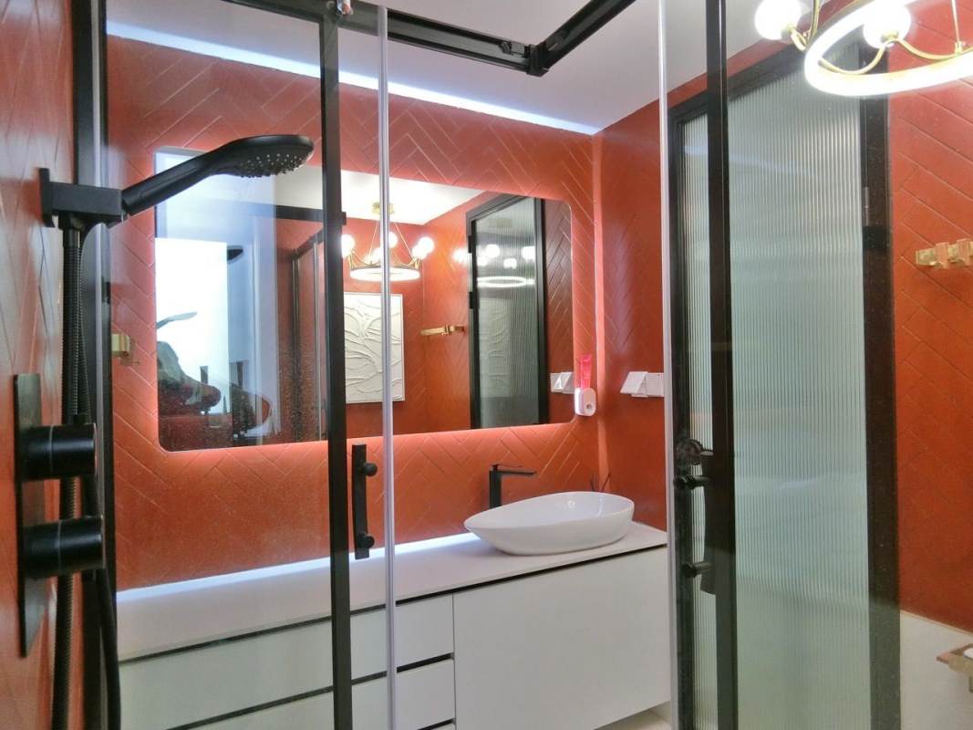Housing image — Bathroom