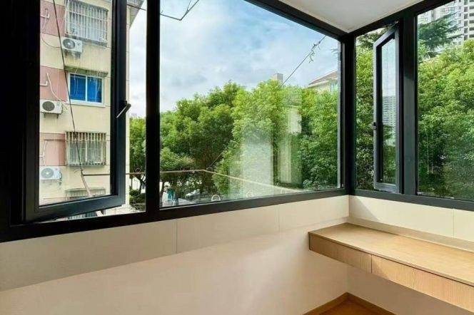 1BR Apartment in Old Xuhui