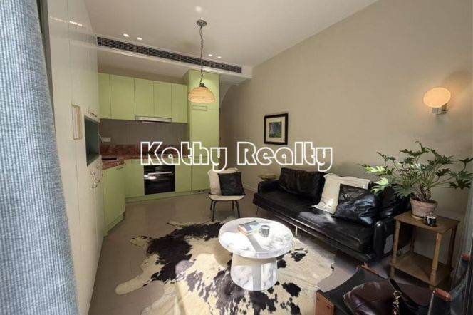 Spacious 1BR Lane House in Old Xuhui with Private Garden (L9/L12)