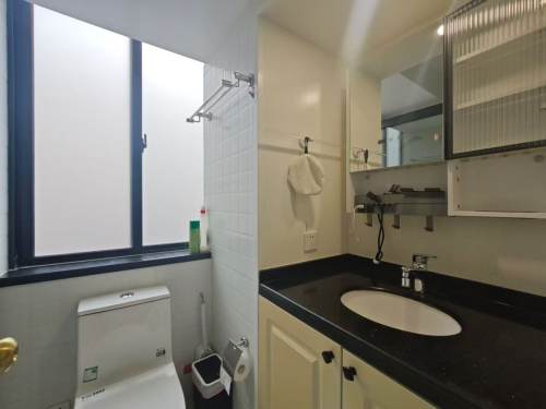 Housing image — Bathroom