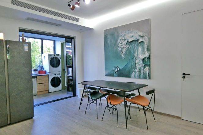3BR Apartment near Century Park with Green View