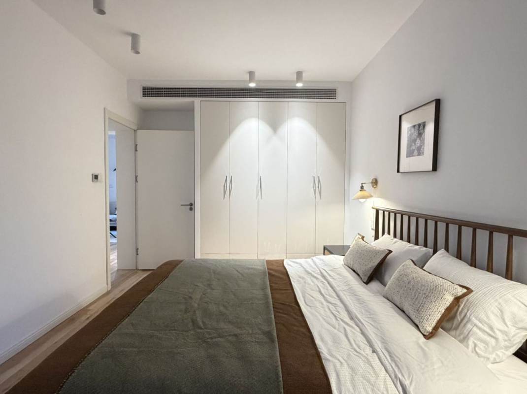 Housing image — Bedroom