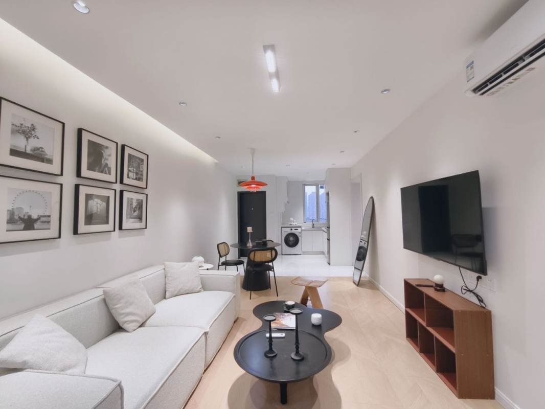 Housing image — Living Room