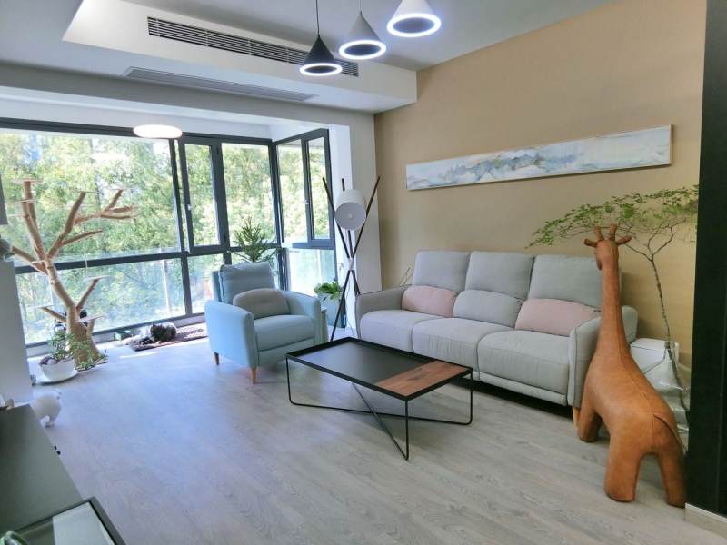 Housing image — Living Room
