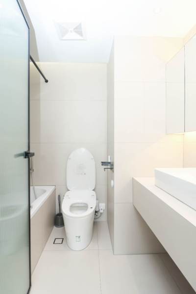 Housing image — Bathroom